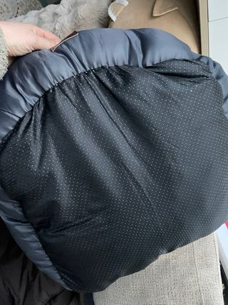 Cama para perro para coche