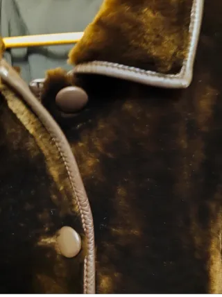 Chaquetón años 80 de pelo marrón