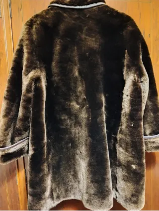 Chaquetón años 80 de pelo marrón