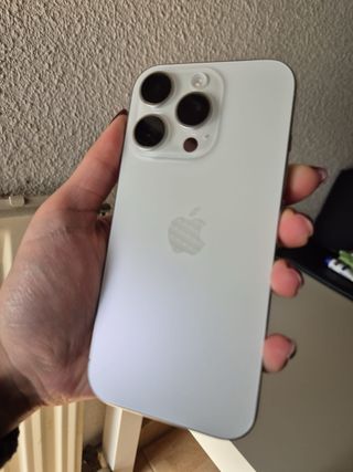 iPhone 16 Pro Plata