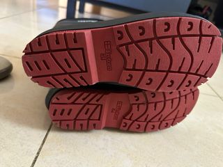 Botas de agua Tretorn negras y rojas