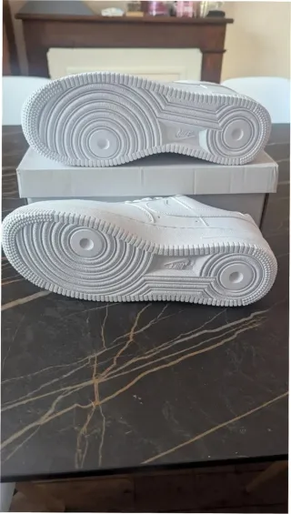 Nike Air Force 1 Low '07 Talla 37.5