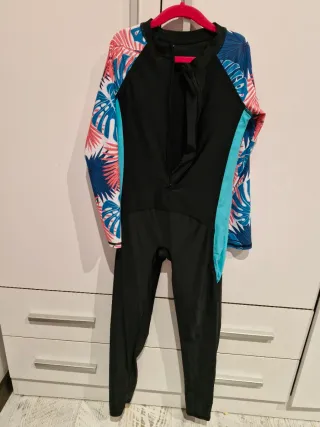 Traje de baño niña talla 10. Shein