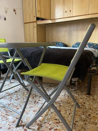 Tavolino e 2 sedie pieghevoli per balcone