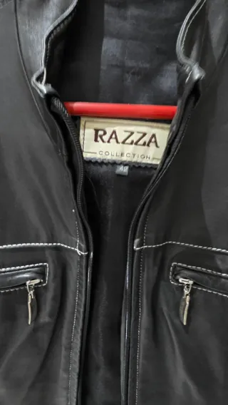 Chaqueta de Piel Negra