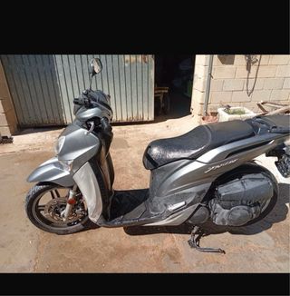 Moto Xenter 125