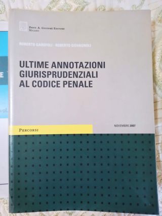 Libri e saggi diritto e giurisprudenza usati