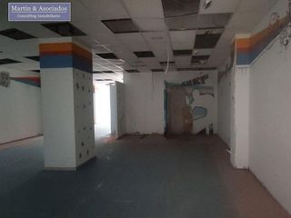 Local comercial en venta en Osuna