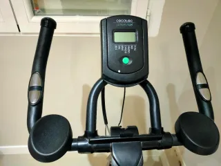 Bicicleta estática negra CECOTEC Ultraflex25