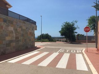 Solar en venta en Centro en Roda de Barà