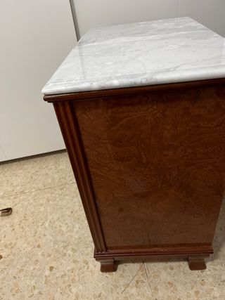 Mesita de noche base mármol son dos