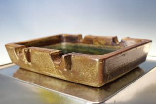 Cenicero de cerámica vidriada. Hecho a mano, años 70.