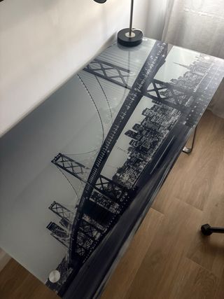 Escritorio cristal y metal