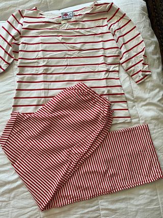 Pijama Susana Aperte Rayas Rojas y Blancas