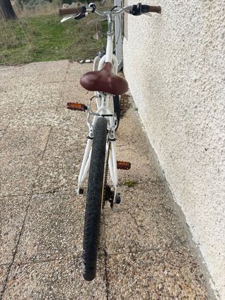 Bicicleta B'Twin Poply 300 Blanca