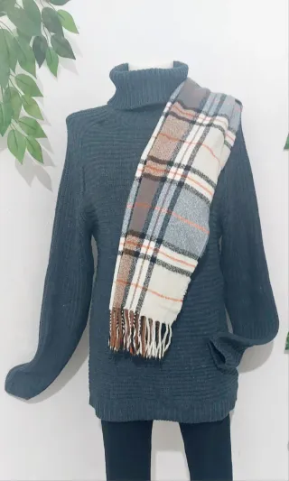 Jersey de punto gris talla L y bufanda