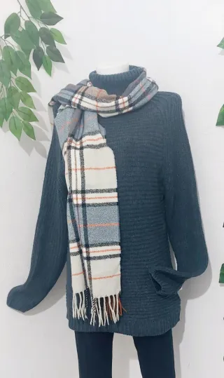 Jersey de punto gris talla L y bufanda