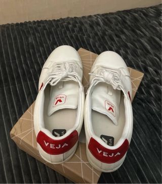Veja Rojas Blancas Talla 38