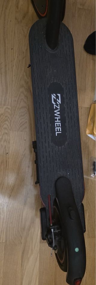 Patín Eléctrico ZZWheel Negro