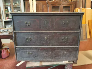 Cassettiera antica del '700 in legno