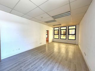 Oficina en alquiler en Zona Norte - Universidad en Móstoles en Móstoles