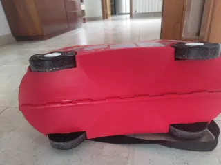 Maleta infantil Trunki roja