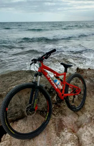 Bicicleta MTB Roja