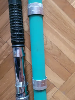 Pareja cañas de pescar antiguas