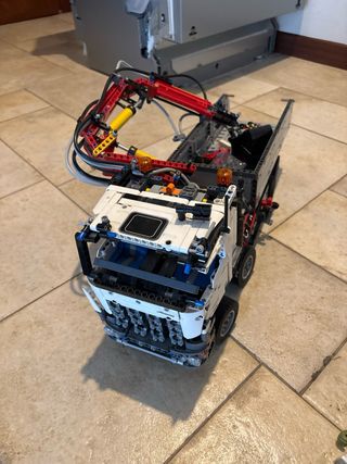 Lego Technic Camion con Braccio