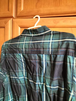 Camisa de cuadros azul y verde