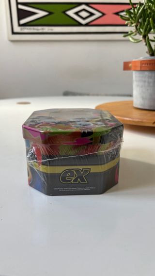 Lata Pokémon Mega Charizard X EX Español