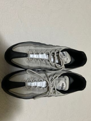 Zapatillas Nike Air Max 95 Gris y Negro
