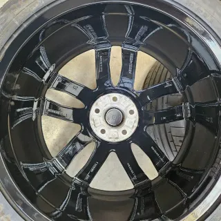 Llantas Audi Q7 21 Negro Brillante