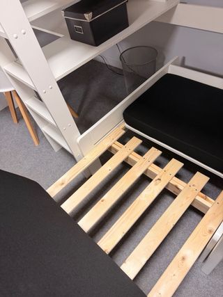 Litera Pino Natural Blanca y Negra