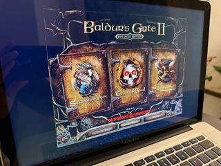 MacBook Pro 15" i7 quad SSD & Batteria nuova x DJ