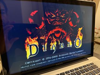 MacBook Pro 15" i7 quad SSD & Batteria nuova x DJ