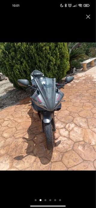 Yamaha YZF 125R Negra/Gris