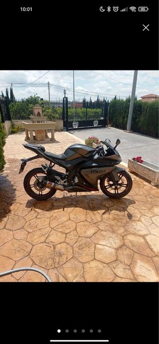 Yamaha YZF 125R Negra/Gris