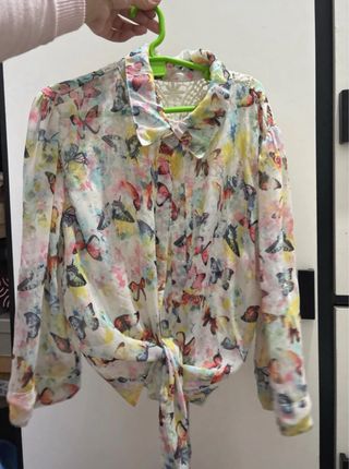 Blusa de mariposas multicolor talla única