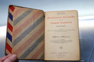 Diccionario ilustrado de la lengua española. Aristos, 1937.