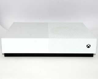 CONSOLA XBOX ONE S CON MANDO