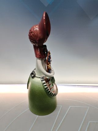 Figura, cerámica, decorativa , mujer con flores, terracota esmaltada