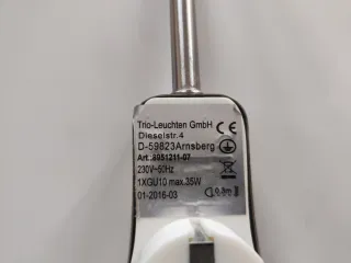 Lámpara de lectura o flexo para conectar a enchufe