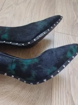 Salones Alma en Pena Pelo Pony T36