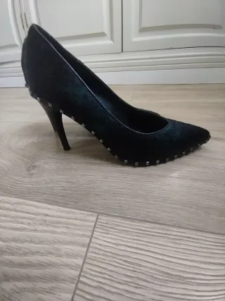 Salones Alma en Pena Pelo Pony T36