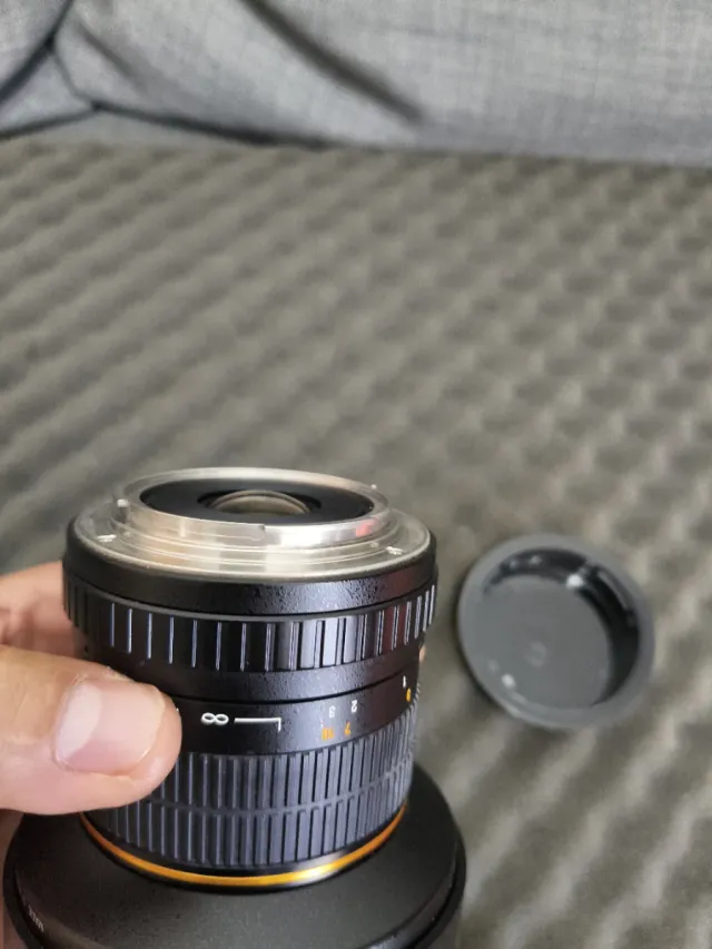 Samyang 14mm f/2.8 ED AS IF UMC Objetivo