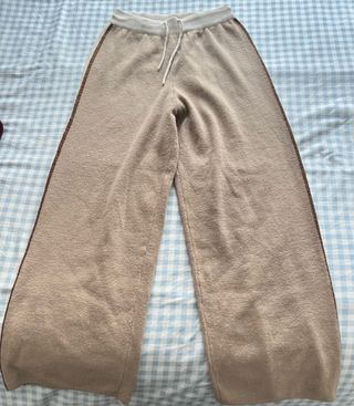 Chándal beige ancho