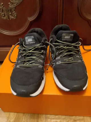 Zapatillas Nike Negras y Verdes