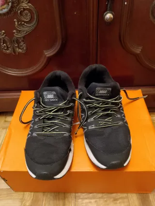 Zapatillas Nike Negras y Verdes