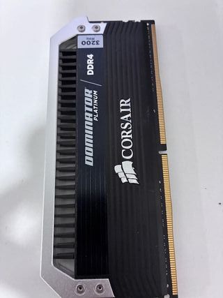 Corsair Dominator DDR4 3200MHz RAM